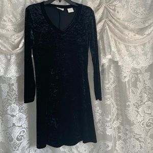 Beautiful black velvet look dress long sleeve size small